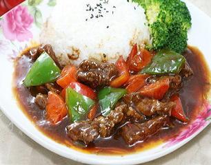 潘師傅中式快餐 品質(zhì)鑄就口碑，食客爭(zhēng)相購(gòu)買背后的成功之道